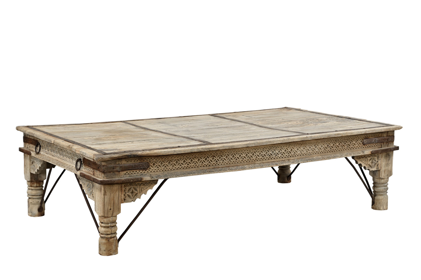 Vintage Indian Hand Carved Coffee Table (J25VP105)