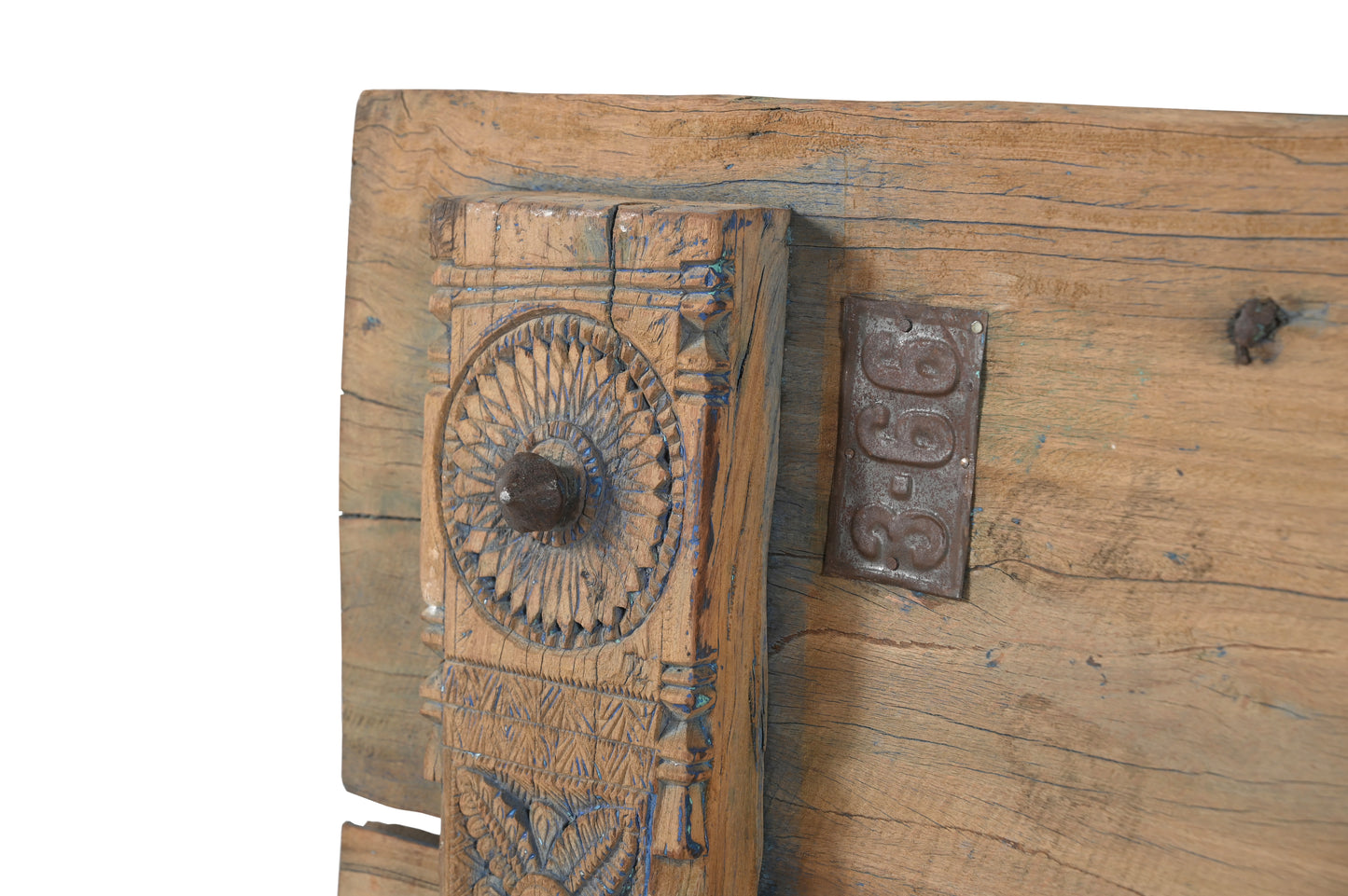 Vintage Indian wooden wall panel (A26VP87)