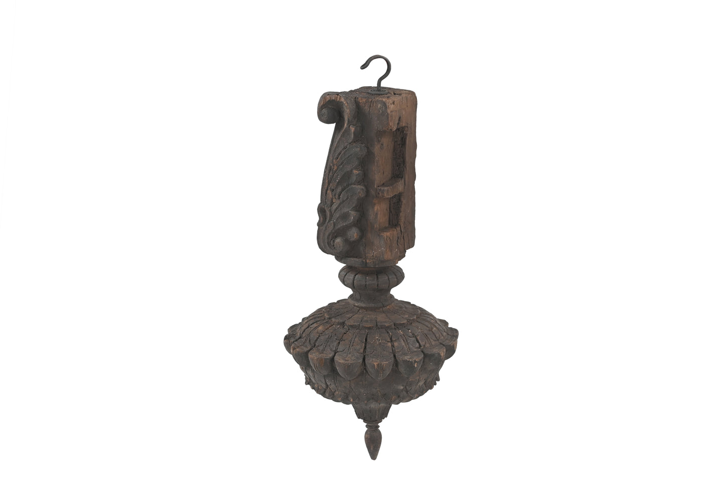 Vintage Indian Hand Carved Hanging (A26VP116)