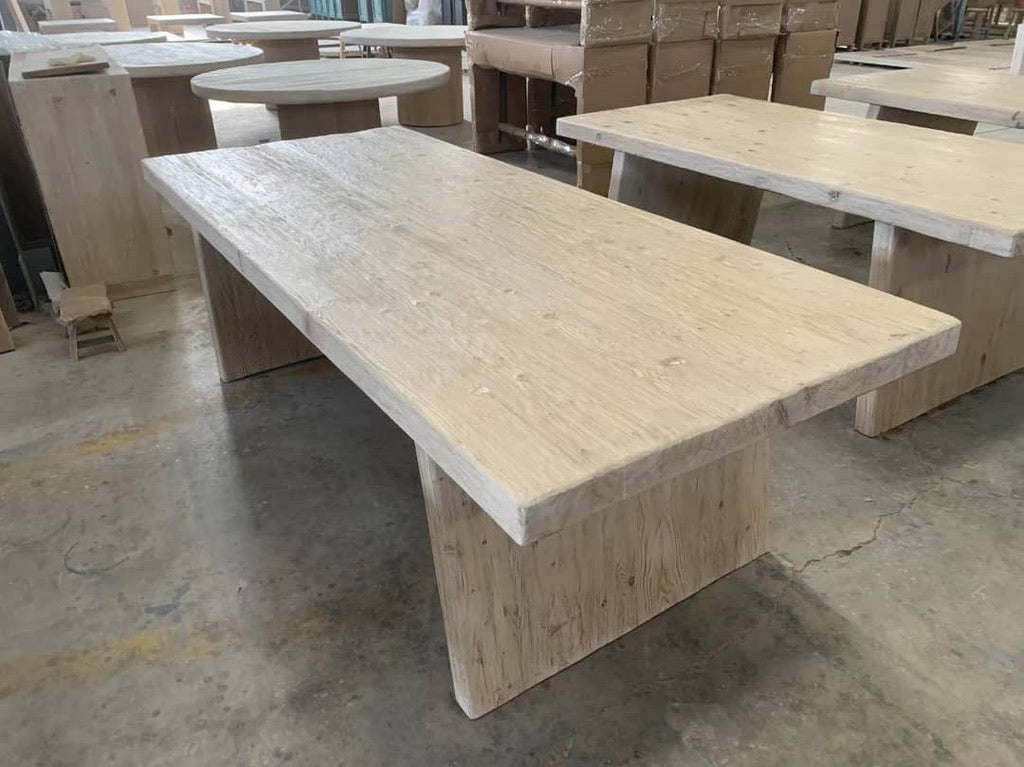 Burleigh | Dining Table | Natural Elm