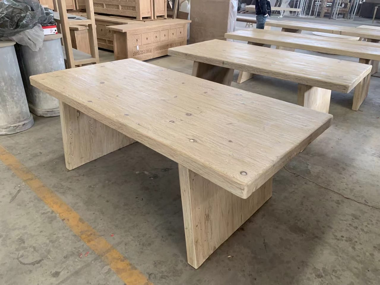 Burleigh | Dining Table | Natural Elm
