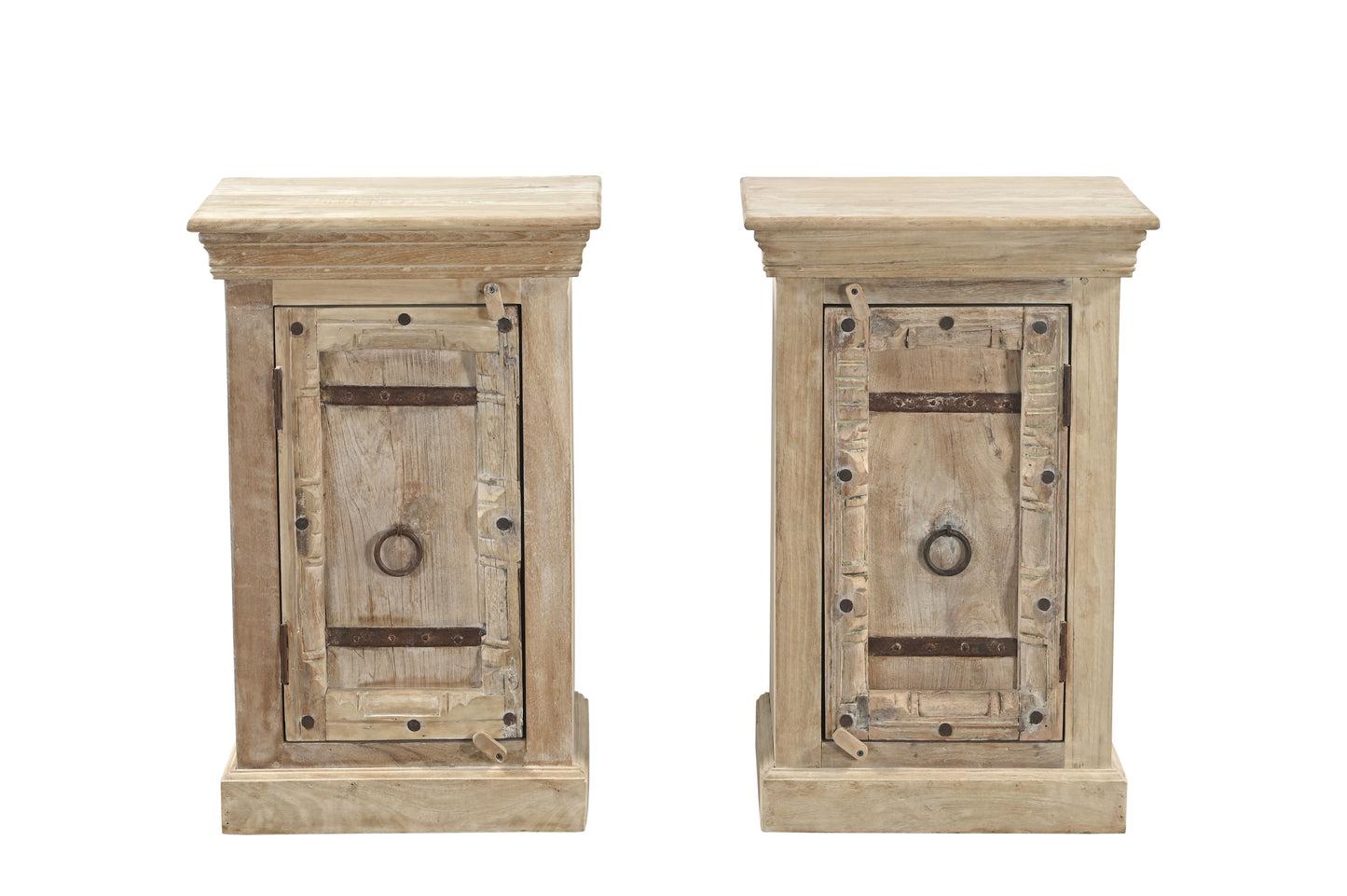 Vintage Indian Bedside Tables (A26VP14)