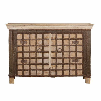 Vintage Indian Sideboard/Cabinet (A26VP42)