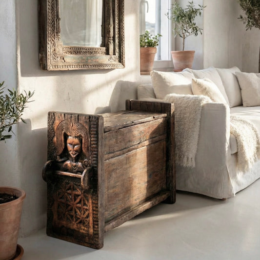 Vintage Indian Himachal Box (A26VP09)