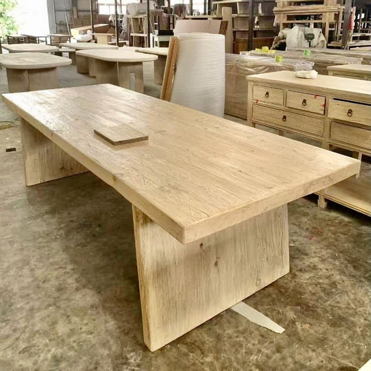 Burleigh | Dining Table | Natural Elm