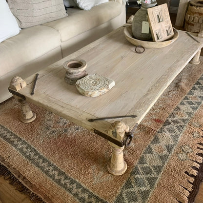 Vintage Indian Coffee Table (J24VP12)