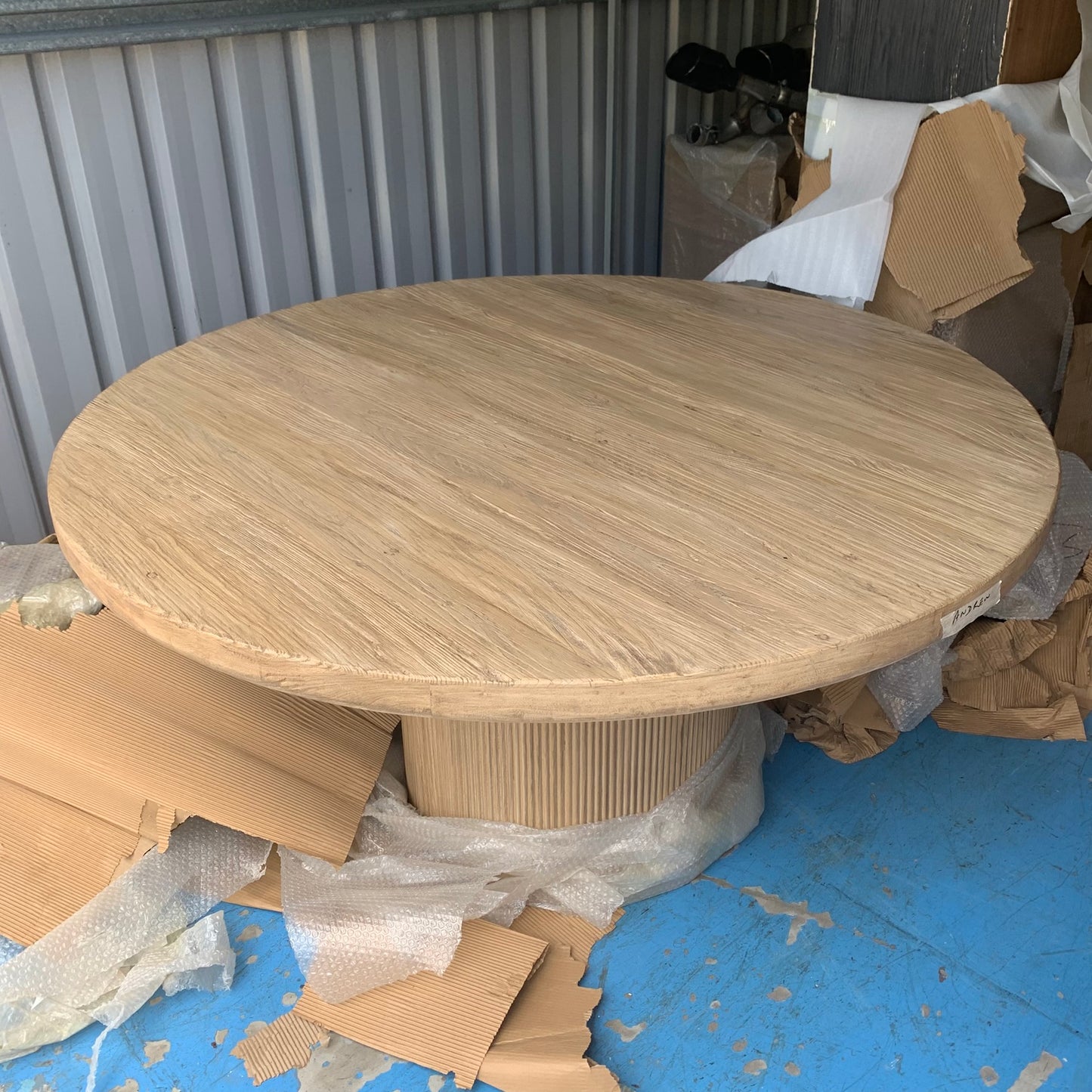 Round Elm Dining  | 120 cm wide | Darker Elm