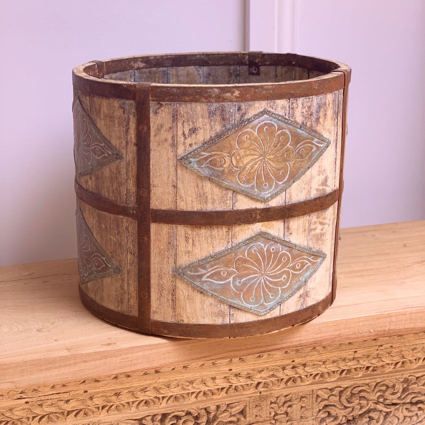 Vintage Indian Pot (VP115)